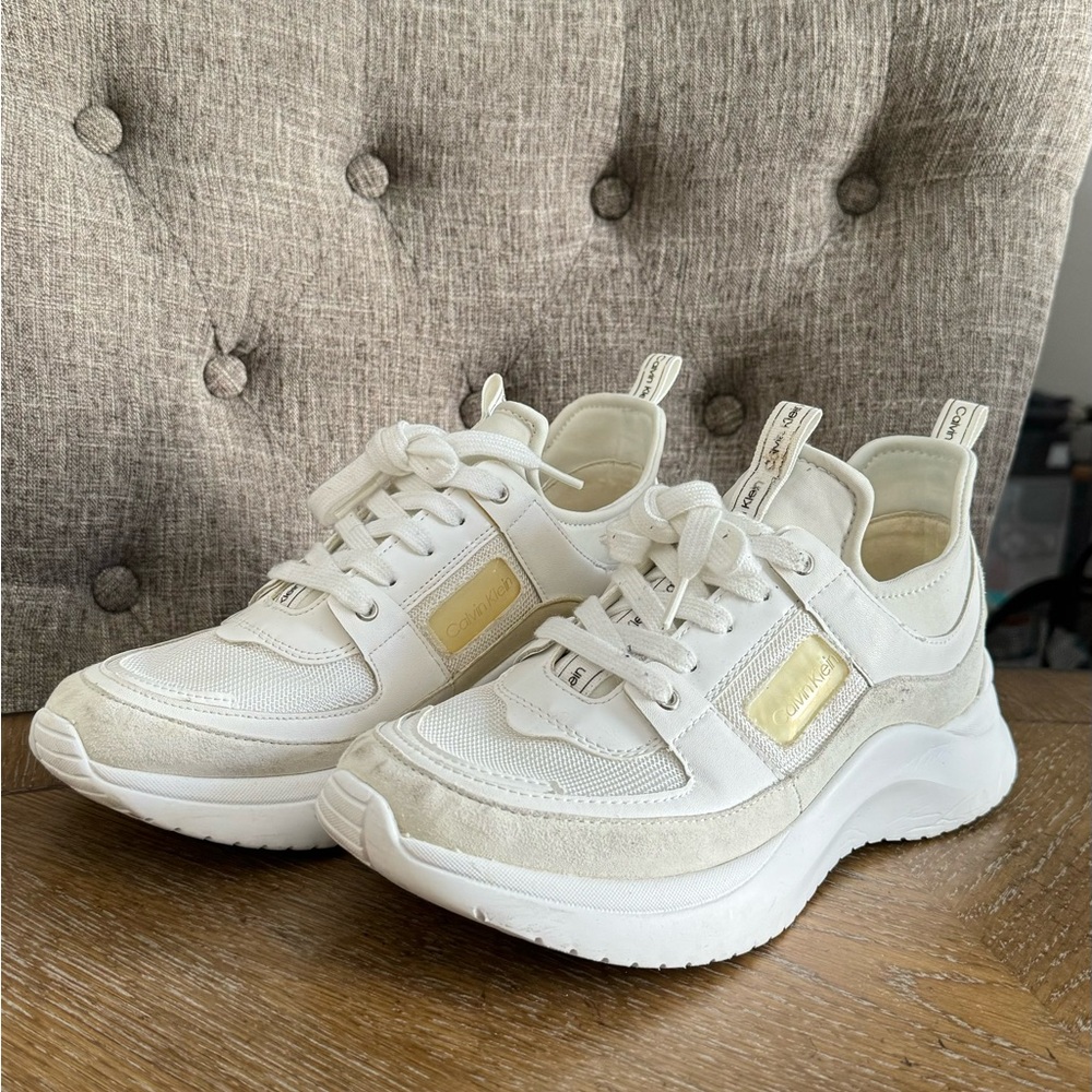Calvin Klein white sneakers. Size:9.5 Women.